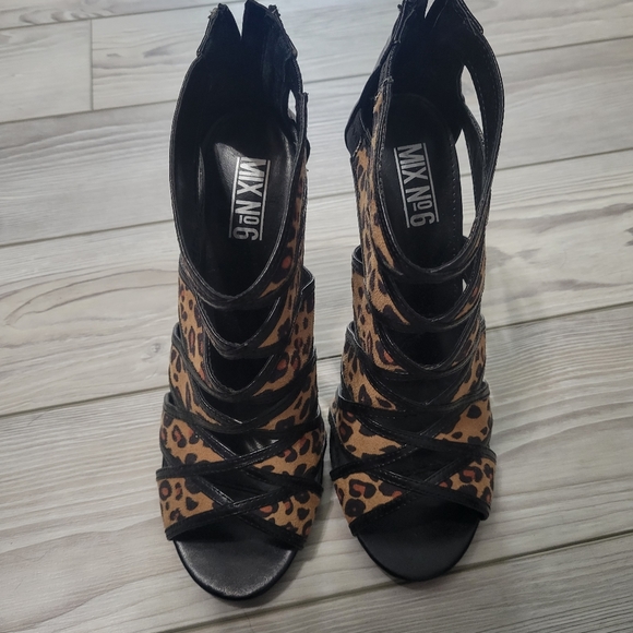 Mix No. 6 Shoes - Cheetah heels mix no 6 size 7